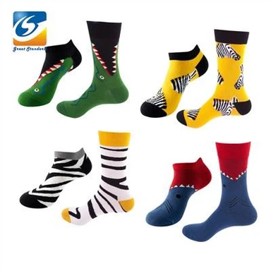 كارتون الرجال الجوارب