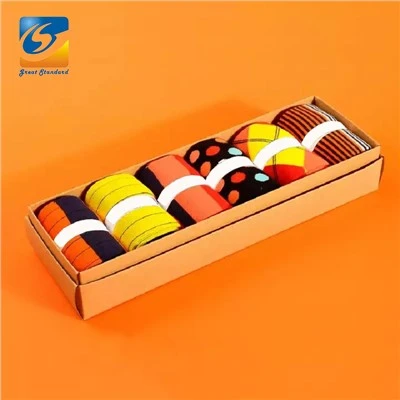 علبة هدية جوارب كلاسيكية مخططة