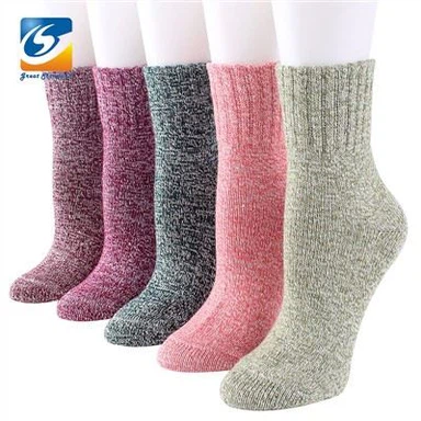 الجوارب النسائية الحرارية